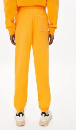 Voorkant -Vrouwelijke Couture 706x1200 1