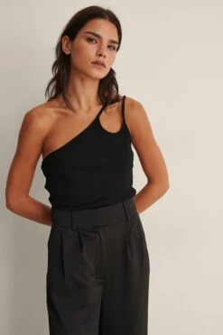 Na-kd Ribbed Crop Dames Top - Maat Medium -Vrouwelijke Couture 798x1200 2