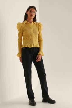 NA-KD High Waist Side Slit Denim Dames Jeans - Maat EU 38