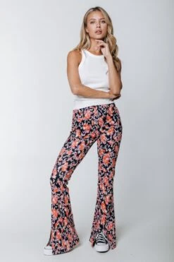 Colourful Rebel Darcy Flower Broek Oranje Dames - Wijduitlopende Fit - Polyester - M