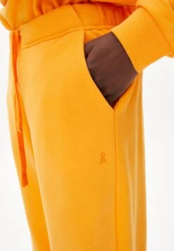 ARMEDANGELS Dames Joggingbroek - Maat M -Vrouwelijke Couture 833x1200 4